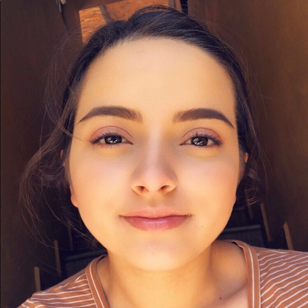 Meet your Posher, Valeria - Picture 1 of 1